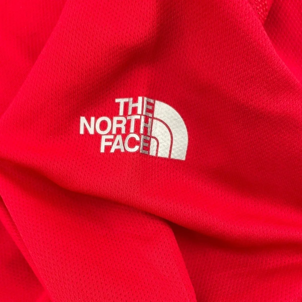 The North Face Long Sleeve VaporWick Shirt XL Red Good